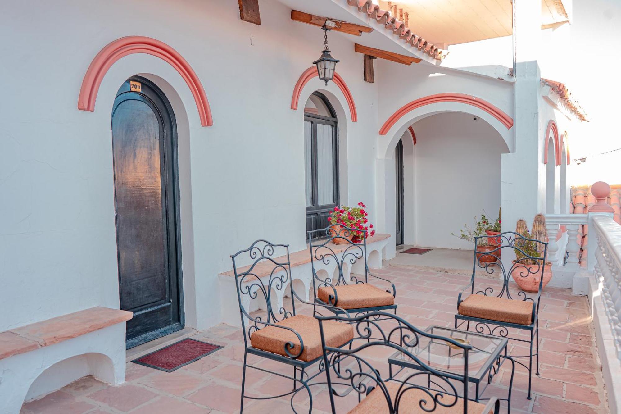 Hostal Colonial Potosí Εξωτερικό φωτογραφία